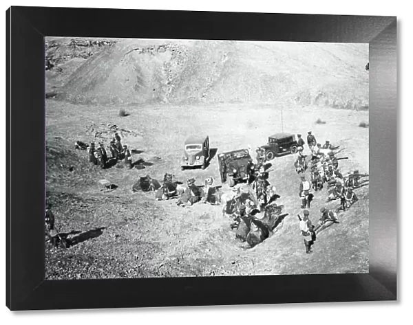 prisoners ant battalion hq desert