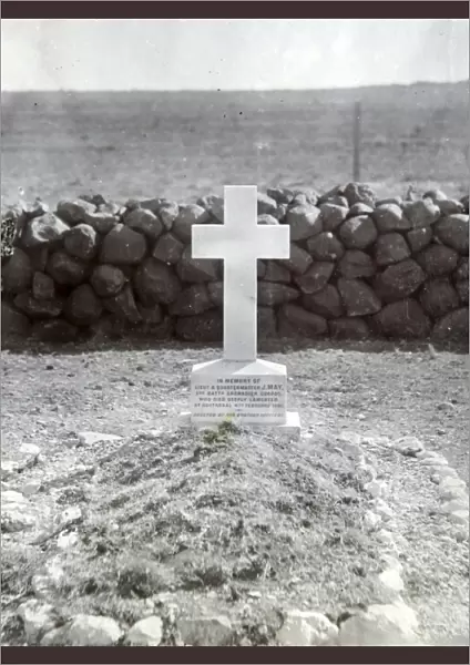 grave of qm j may