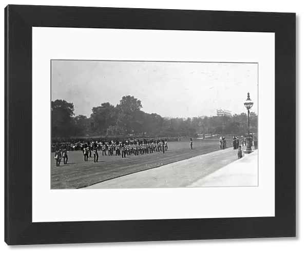 1910 buckingham palace review