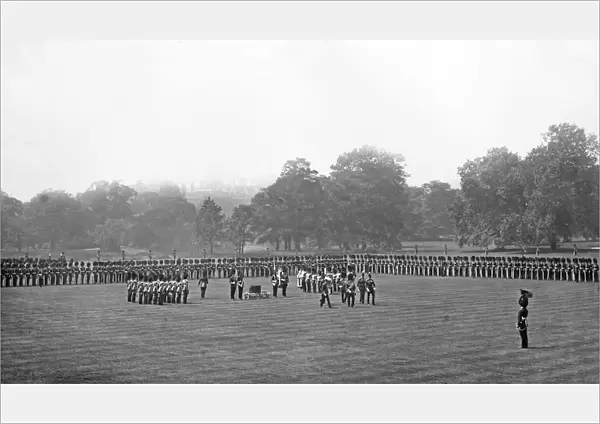 Royal Review of Regiment 1910 Grenadiers1188