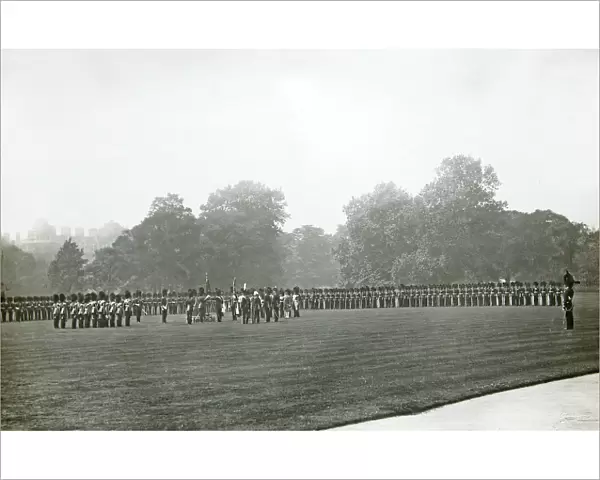 Royal Review of Regiment 1910 Grenadiers1187