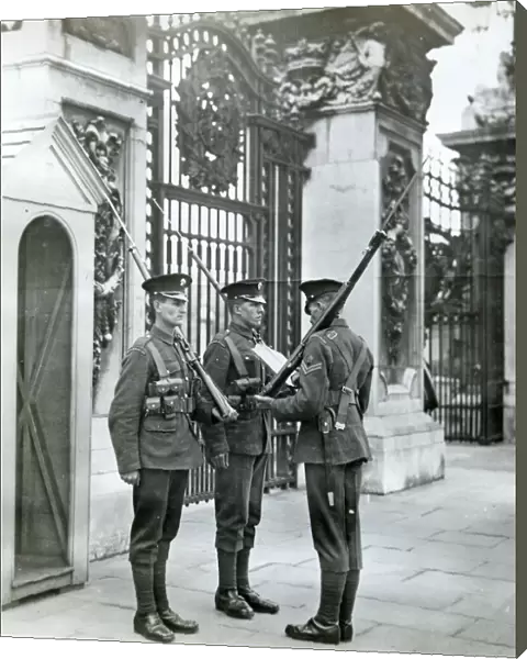 Sentry change outside Buckingham Palace c1920 Grenadiers1222