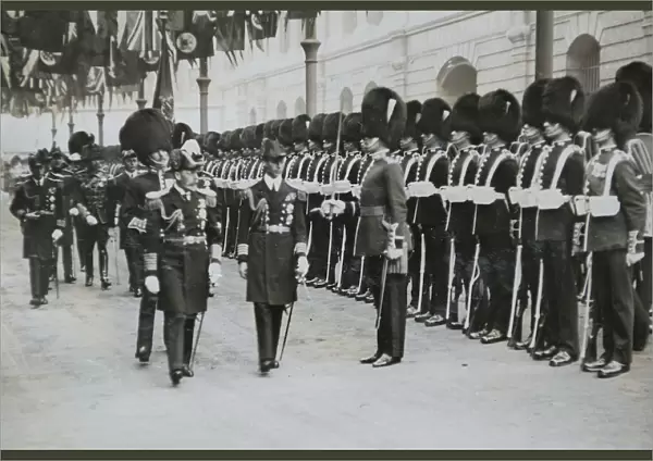 2nd Battalion, King George V Victoria station 1930s Grenadiers1211