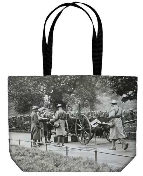 Grenadiers in Hyde Park during General Strike 1926 Grenadiers1221