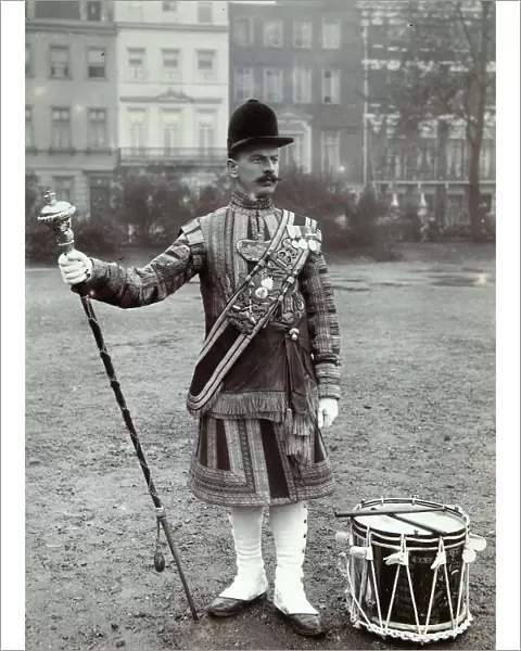 w sinclair drum major wellington barracks. 1903