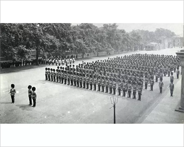 1st battalion inspection by king george v wellington barracks
