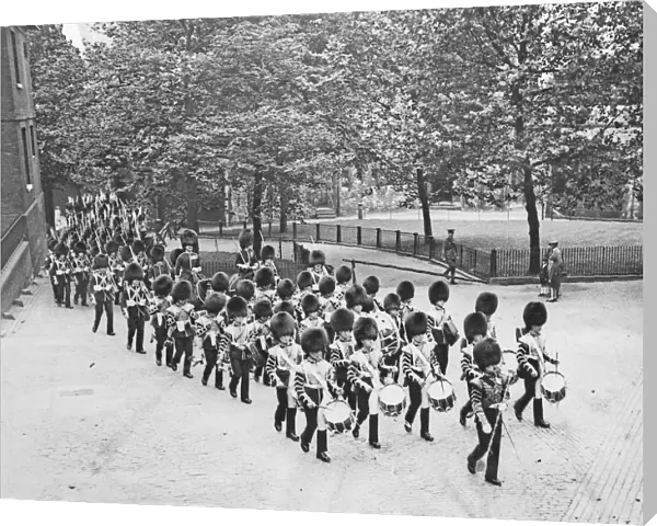 3rd Battalion, arrive Tower of London, 1927 Album38