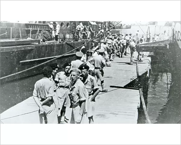 6th battalion embarking at tripoli for invasion of italy