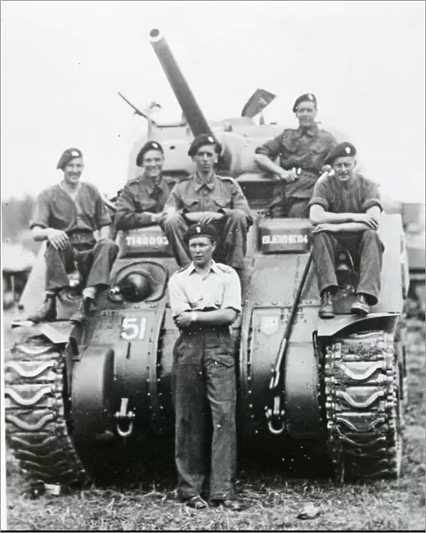 no. 3 squadron lt whittley tank crew