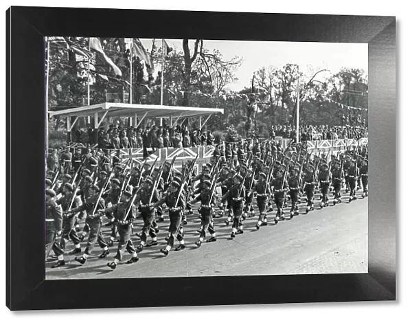 1st battalion march past berlin victory parade