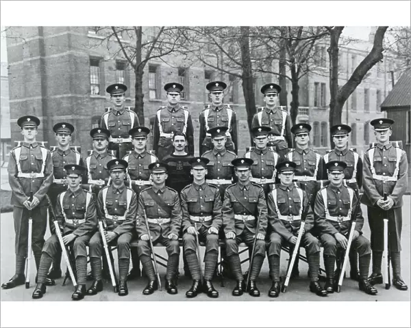 l  /  cpl r brammers squad april 1937 caterham
