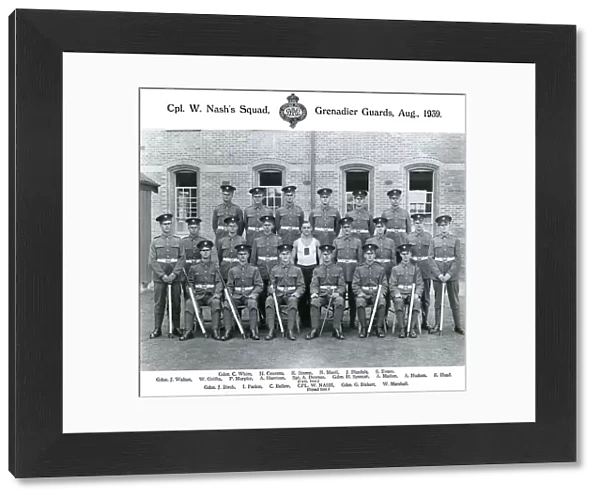 capt w nashs squad august 1939 white