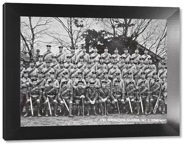 3rd Battalion, No. 3 Coy, Aldershot, c1905. Box 3rd Batt. Grenadiers4821