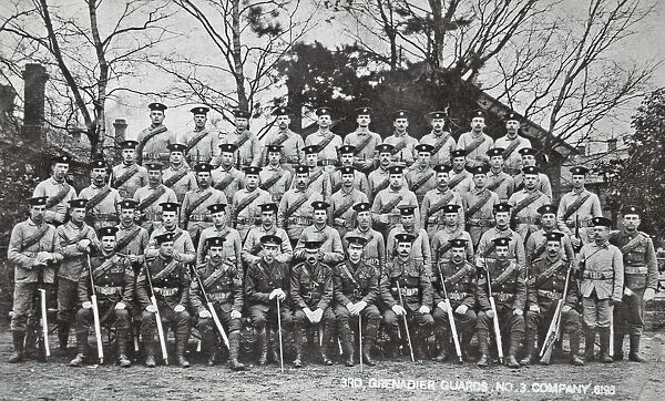 3rd Battalion, No. 3 Coy, Aldershot, c1905. Box 3rd Batt. Grenadiers4821