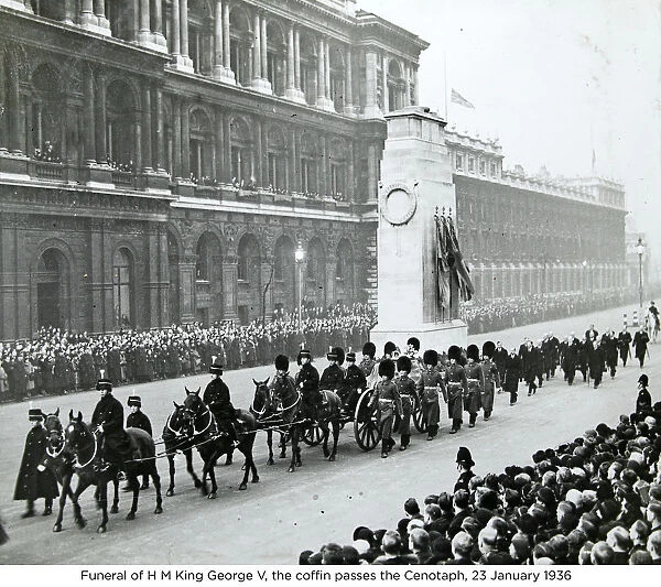 funeral of h m king george v the coffin passes the cenotaph