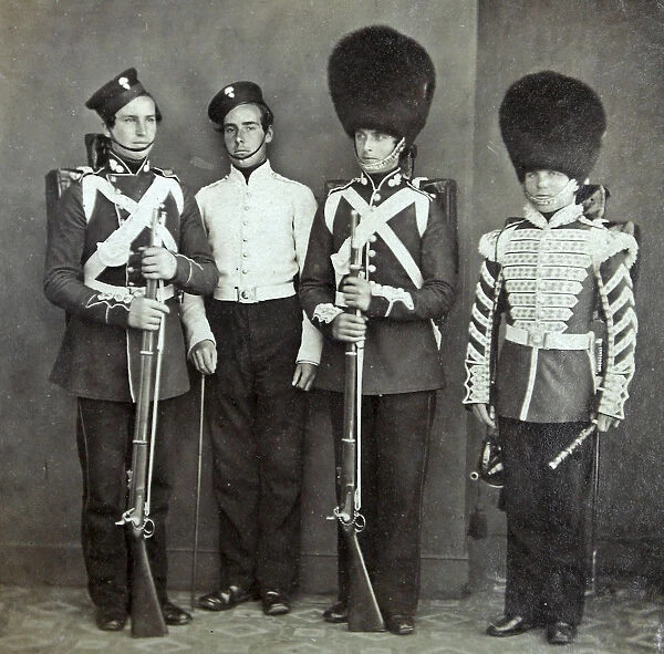 Privates and a Drummer c1856 Grenadiers0476