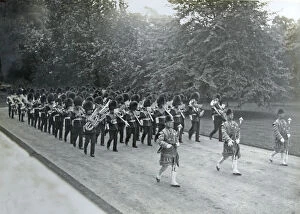 1910 Gallery: 1910 band and drums entering buckingham palace