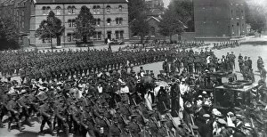 1914 Gallery: 2nd battalion chelsea barracks leaving for the front