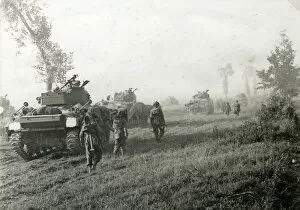 2nd battalion sherman tanks advancing towards caen