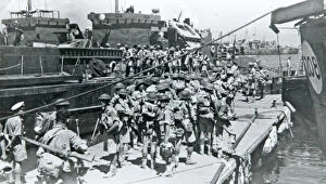 -10 Gallery: 6th battalion embarking at tripoli for the invasion of italy
