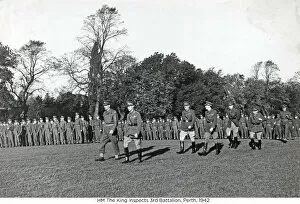 Perth Gallery: hm the king inspects 3rd battalion perth 1942