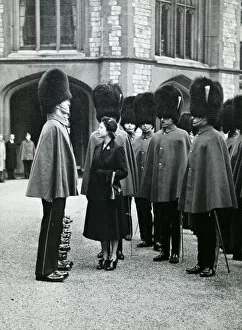 Windsor Castle Collection: hm the queen final parade as colonel 2nd battalion