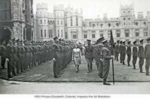 -10 Gallery: hrh pricess elizabeth inspects the 1st battalion