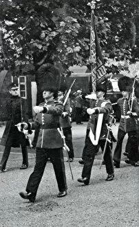 1950s inc Berlin Gallery: queens guard marching out of chelsea barracks