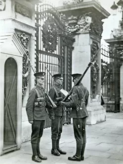 1850s and 1860s Officers and misc Gallery: Sentry change outside Buckingham Palace c1920 Grenadiers1222