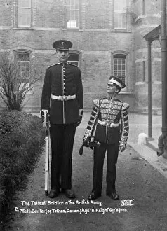 -7 Gallery: tallest solidier in british army pte h barter