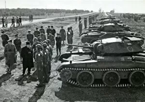 Churchill Gallery: tanks inspection churchill