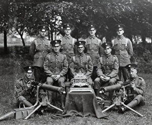 1930 Collection: winners dewar trophy 1930 machine gun challenge